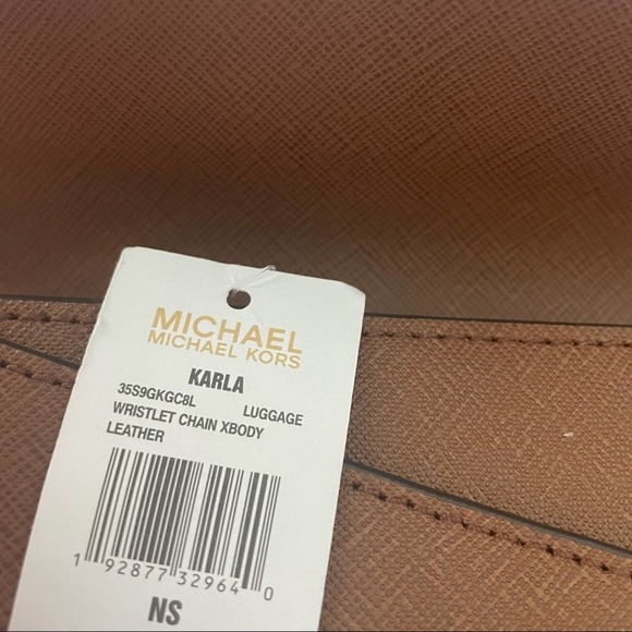 Michael Kors Karla Wristlet with Gold Crossbody Chain NWT - Picture 5 of 6